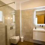 Punta Mare فندق 3*