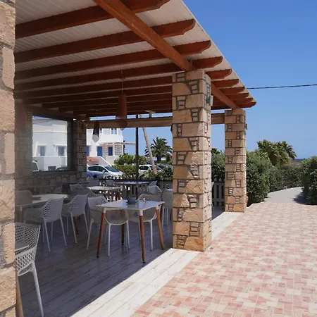 Hotell Punta Mare Afiartis